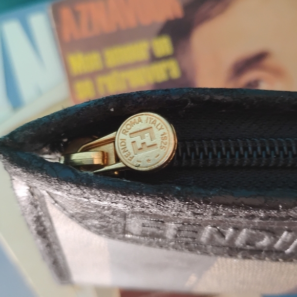 Fendi Penguin Vintage Pouch - Picture 8 of 15